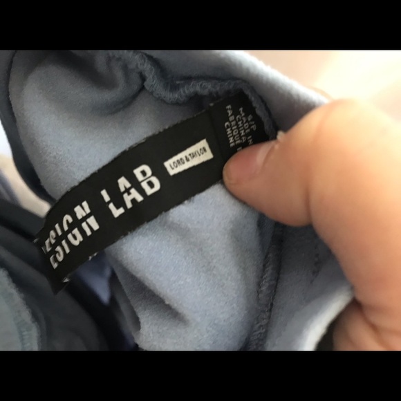 Super cute off the shoulder topđź’™ - Picture 5 of 7